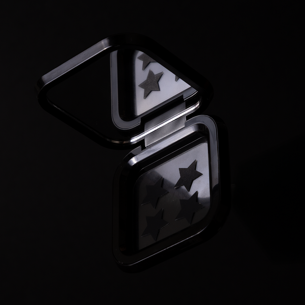 Estojo preto para Adesivos Secativos + 32 Adesivos em Estrela